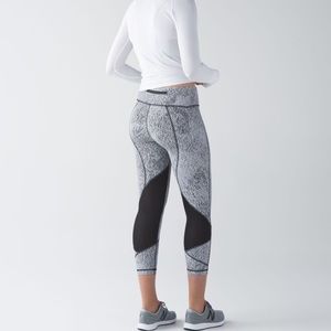 Lululemon Pace Rival Crop